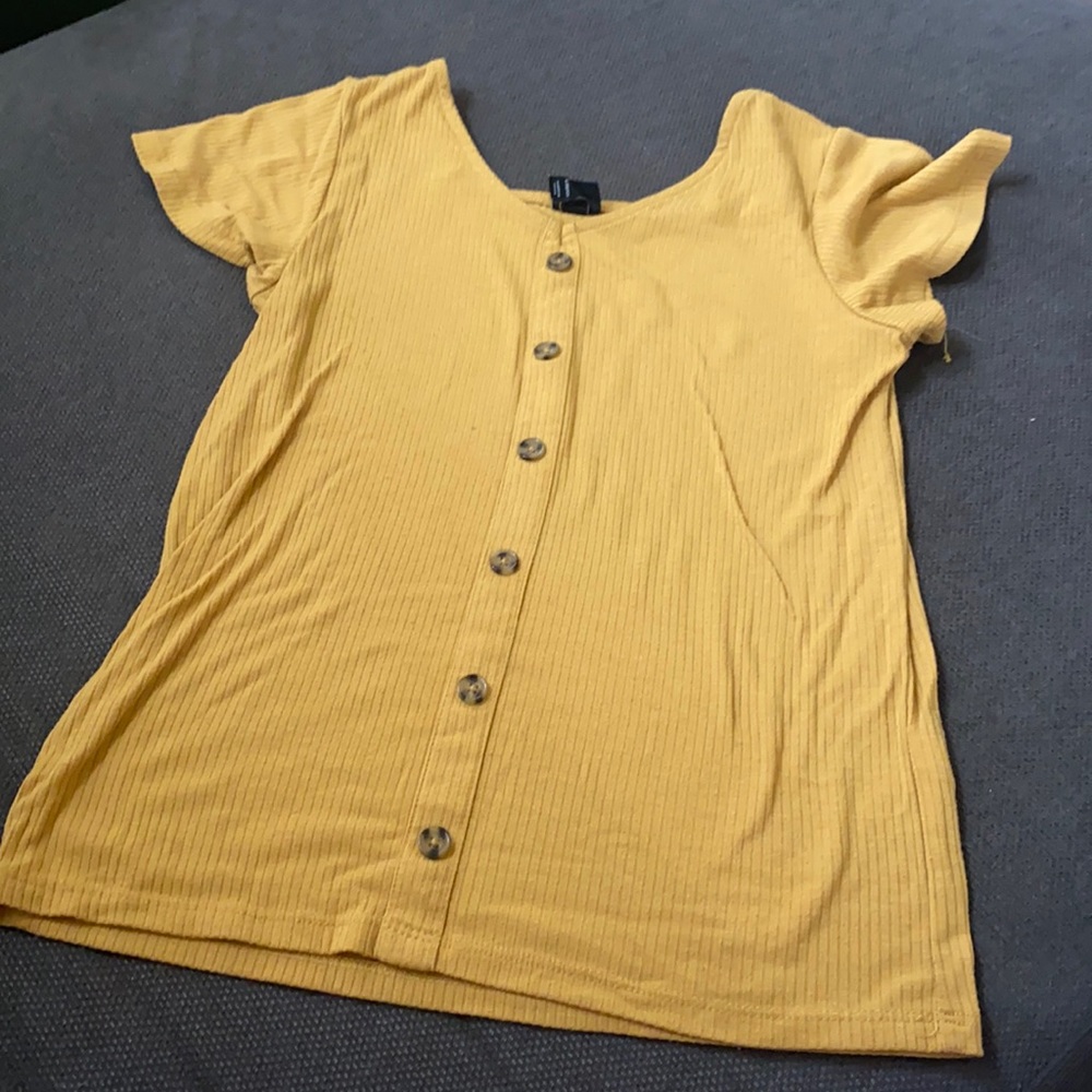 Mustard button T Shirt
